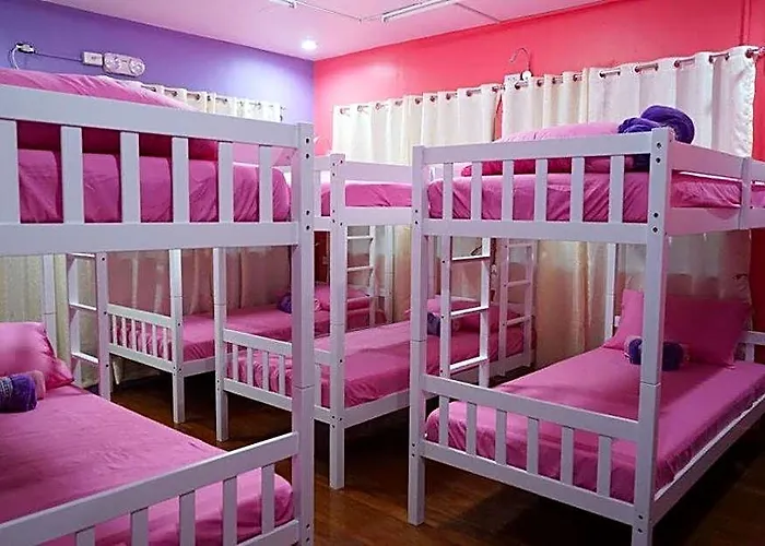 Peach Haven, A For Backpackers Hotel Cebu