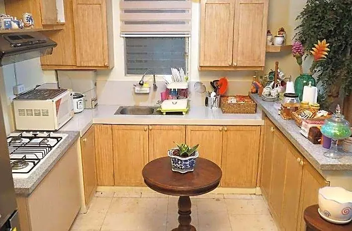 Peach Haven, A For Backpackers Hotel 4*