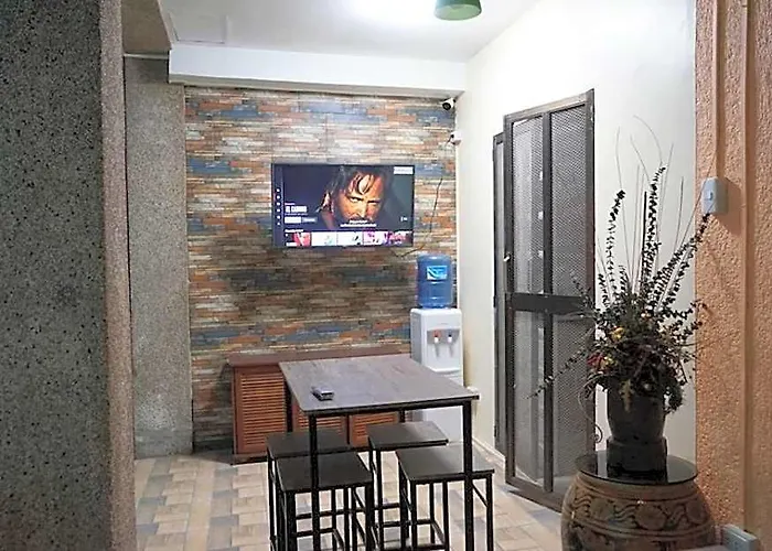 Peach Haven, A For Backpackers Hotel Cebu