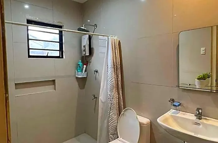 Hotel Peach Haven, A For Backpackers