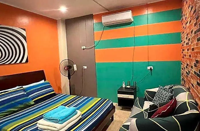 Peach Haven, A For Backpackers Hotel 4*